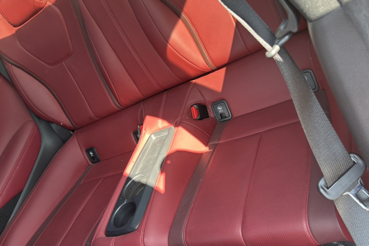 英菲尼迪Q60 2019款 S 2.0T 豪华运动版车身外观6008