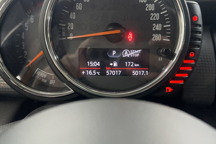 MINI 2015款 1.5T COOPER Fun 五门版中控内饰15