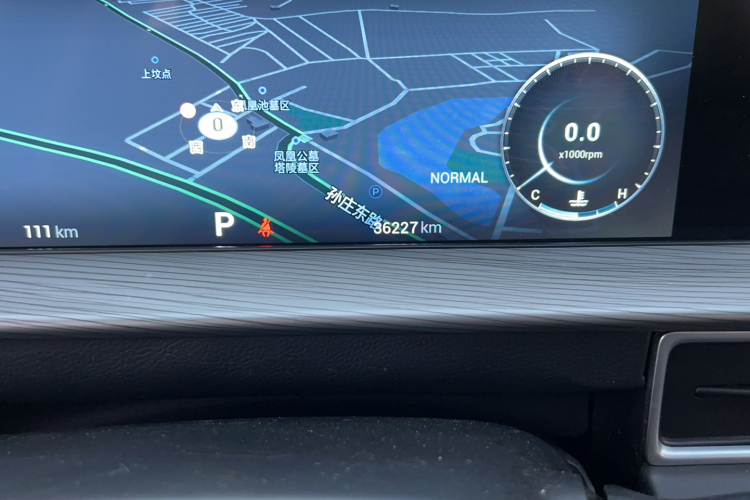 奇瑞 瑞虎8 PLUS 2022款 鲲鹏版 390TGDI DCT豪情版+中控内饰15