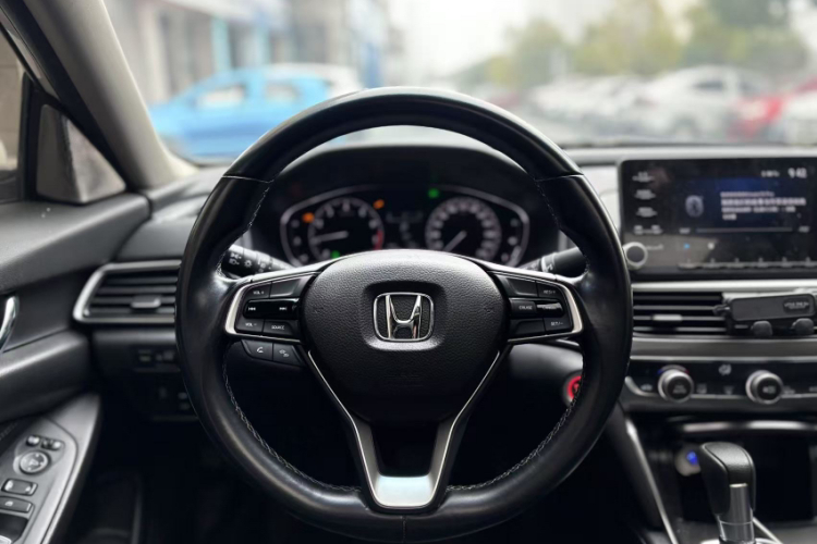 本田 雅阁 2018款 260TURBO 精英版 国VI中控内饰7002
