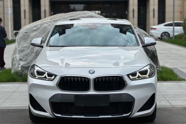 宝马X2 2021款 改款 sDrive25i M越野套装车身外观6001