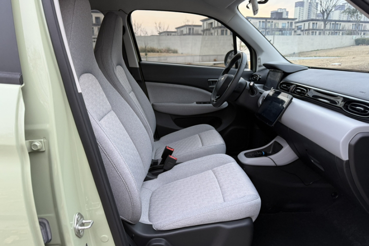 零跑汽车 零跑T03 2022款 皓玉版局部细节41