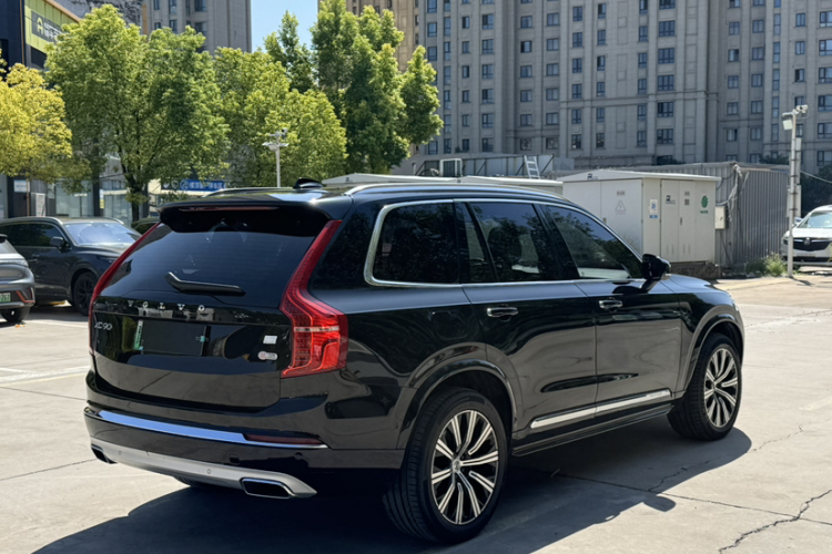 沃尔沃XC90新能源 2021款 E驱混动 T8 智尊豪华版 7座车身外观6005