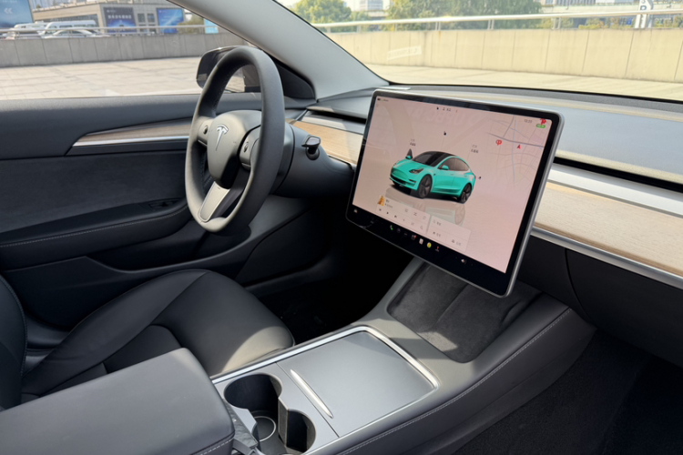 特斯拉 Model 3 2022款 后轮驱动版局部细节14