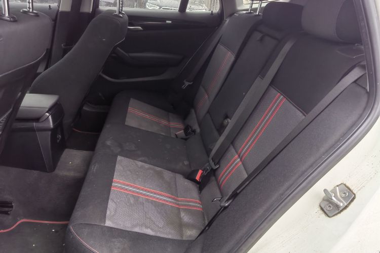 宝马X1 2013款 sDrive18i 运动设计套装中控内饰7001