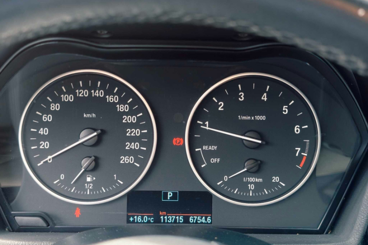 宝马X1 2016款 sDrive18Li 时尚型中控内饰15