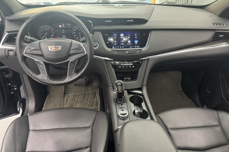 凯迪拉克XT5 2020款 改款 28T 豪华型中控内饰7002