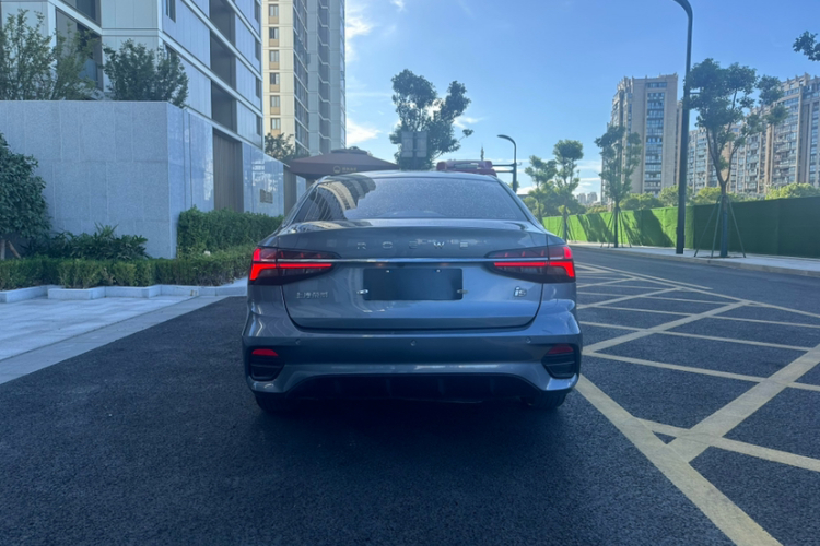 荣威i5 2021款 1.5L 手动钻石版车身外观6005