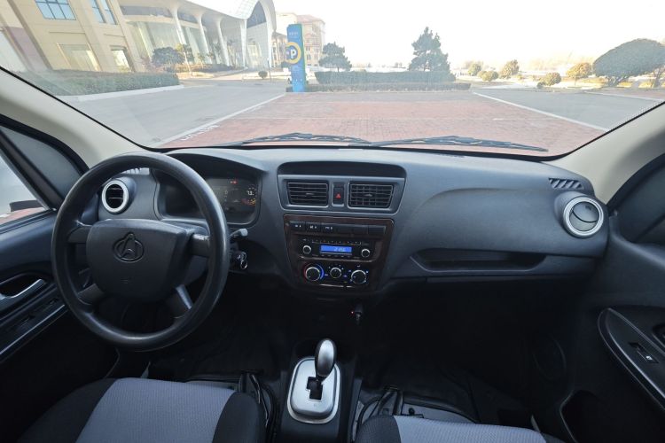 长安凯程 长安睿行EM60 2021款 纯电动厢式运输车60kW车身外观6004