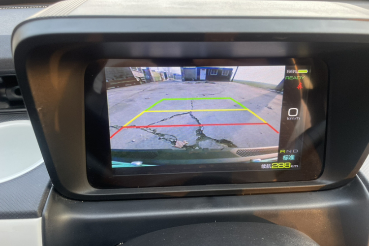 五菱汽车 宏光MINIEV 2022款 GAMEBOY 300km 玩咖款 磷酸铁锂中控内饰7006