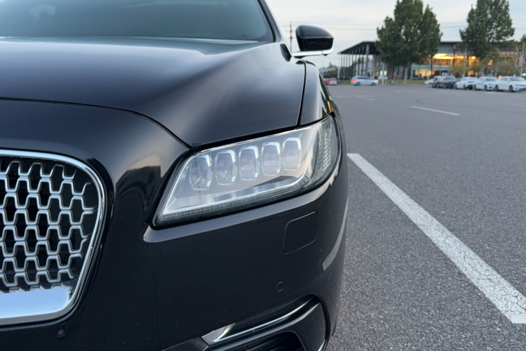 林肯大陆 2018款 2.0T 两驱尊雅版车身外观6003