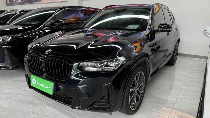 宝马X3 2023款 改款 xDrive30i 领先型 M曜夜套装(2)