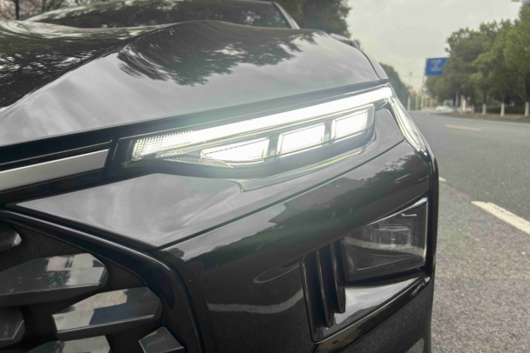 福特 蒙迪欧 2025款 1.5T EcoBoost 舒雅型局部细节36