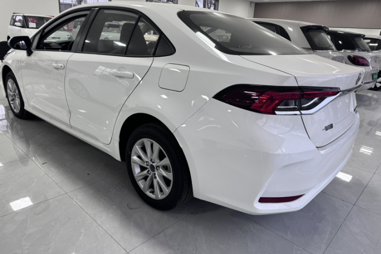 丰田 卡罗拉 2024款 1.2T 精英版车身外观6003