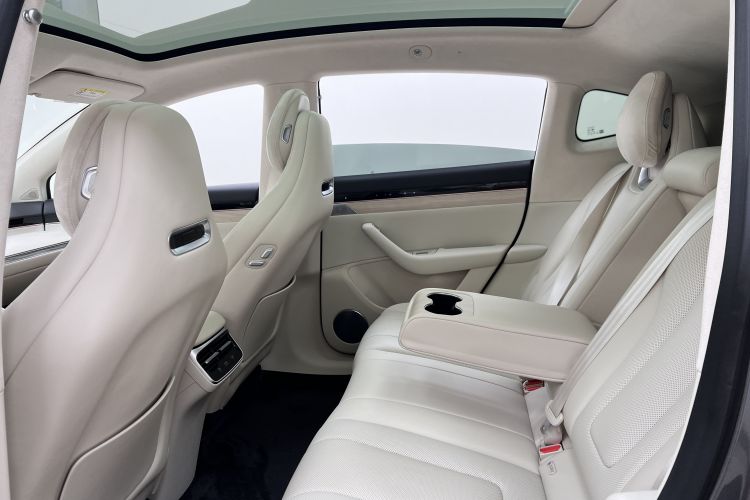 鸿蒙智行 智界R7 2024款 纯电 802km Max中控内饰7003