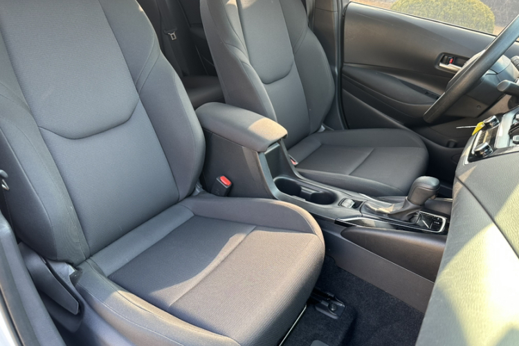 丰田 雷凌 2023款 TNGA 1.5L CVT进取版中控内饰7003