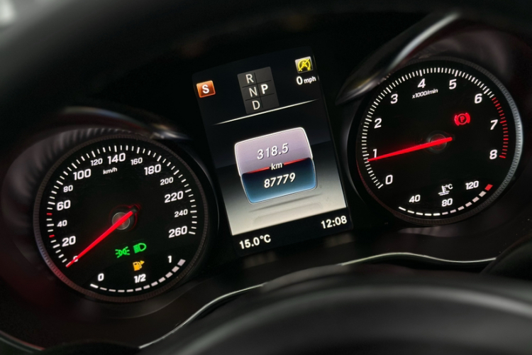 奔驰C级(进口) 2018款 C 200 旅行轿车中控内饰15