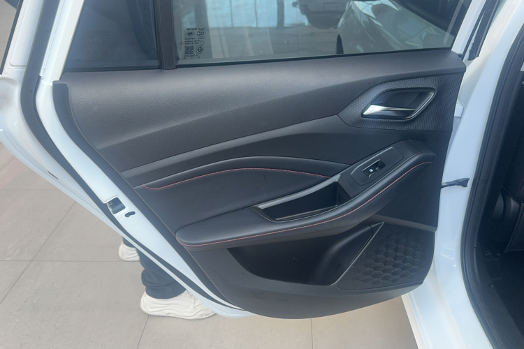 名爵 MG5 2022款 180DVVT CVT青春风尚版局部细节9006