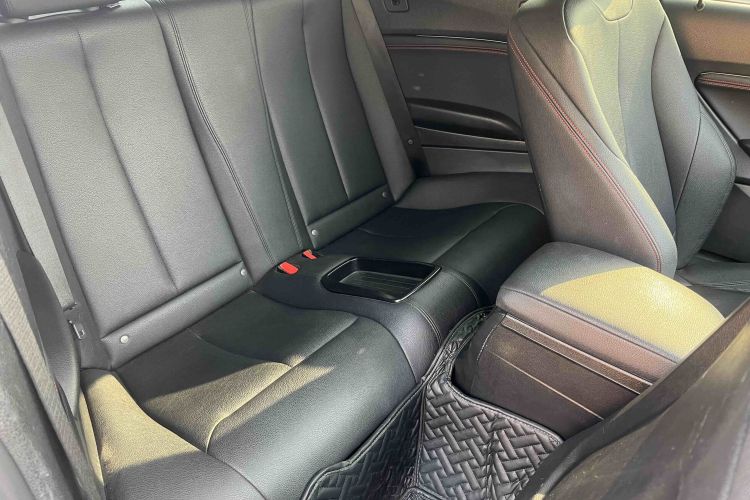 宝马2系(进口) 2019款 225i 敞篷轿跑车 运动设计套装中控内饰7006