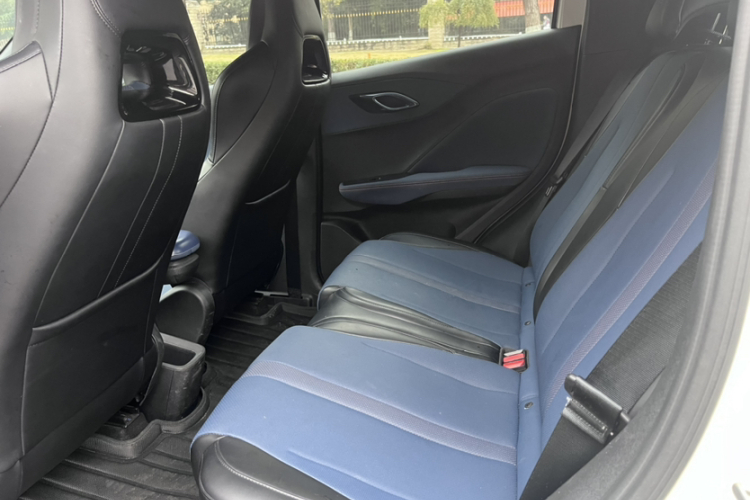 比亚迪 海鸥 2024款 荣耀版 305km 活力版中控内饰7002