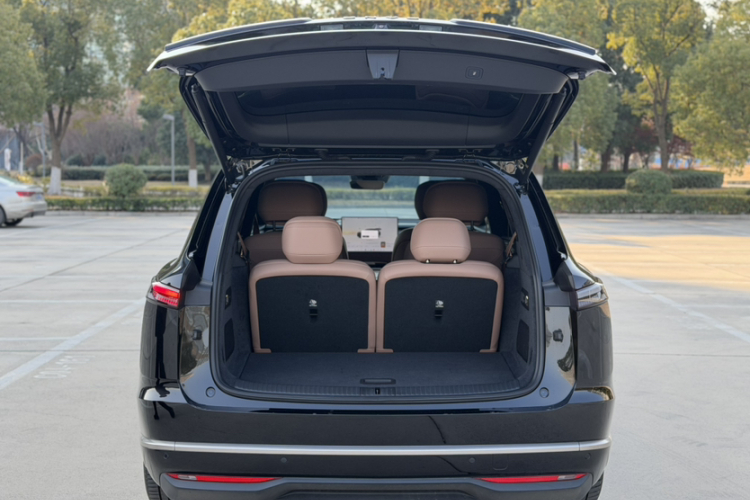 乐道L90 2025款 Max 六座版车身外观6008