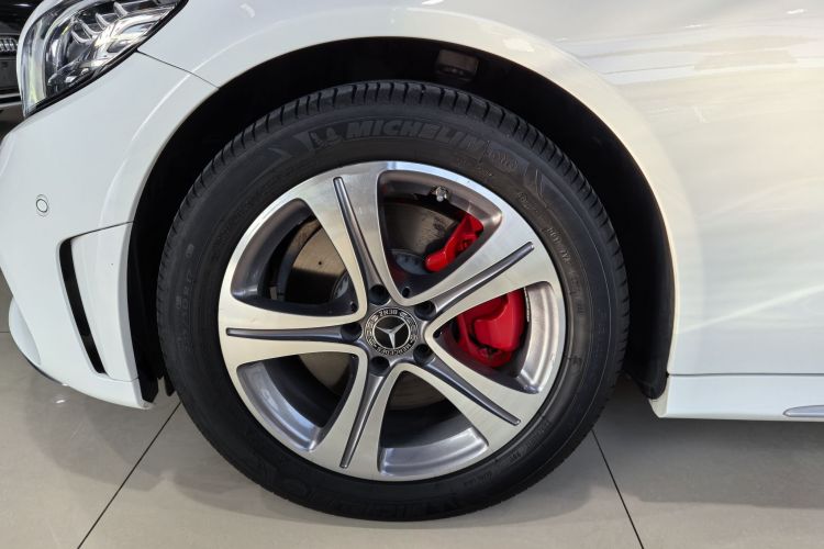 奔驰C级 2020款 C 260 L 运动版车身外观6008