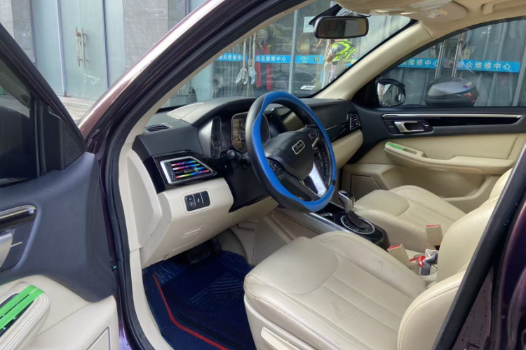 众泰 大迈X5 2017款 升级版 1.5T CVT地主型中控内饰7001