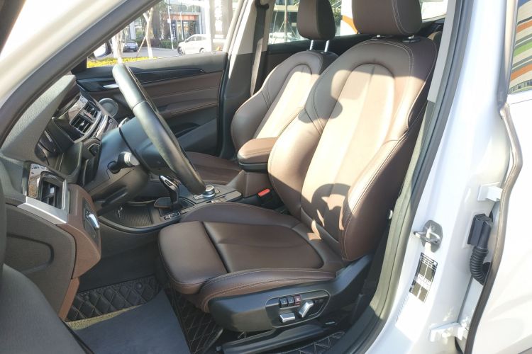 宝马X1 2022款 sDrive25Li 领先型局部细节19