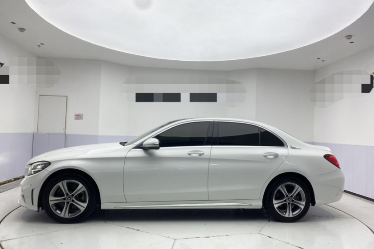 奔驰C级 2019款 改款 C 260 L 运动版车身外观6005