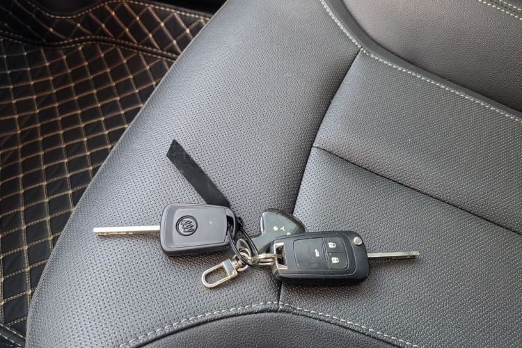 别克 英朗 2021款 改款 1.3T 自动轻混动精英型中控内饰7004