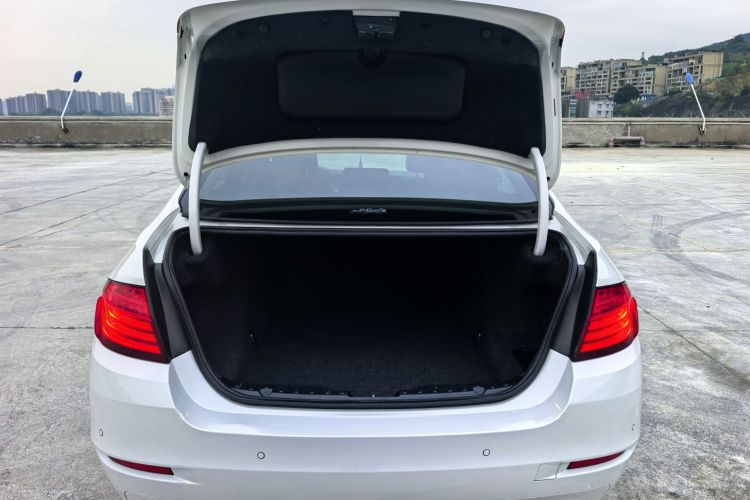 宝马5系(进口) 2015款 520i 典雅型车身外观6005