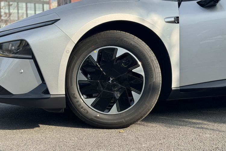 小鹏P7+ 2024款 长续航 Max车身外观6008