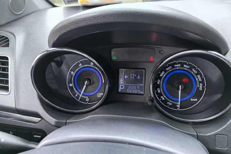 凯翼E3 2018款 1.5L 自动豪华型中控内饰15