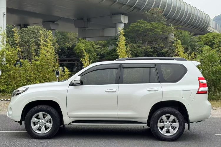 丰田 普拉多 2016款 3.5L 自动TX-L NAVI车身外观6004