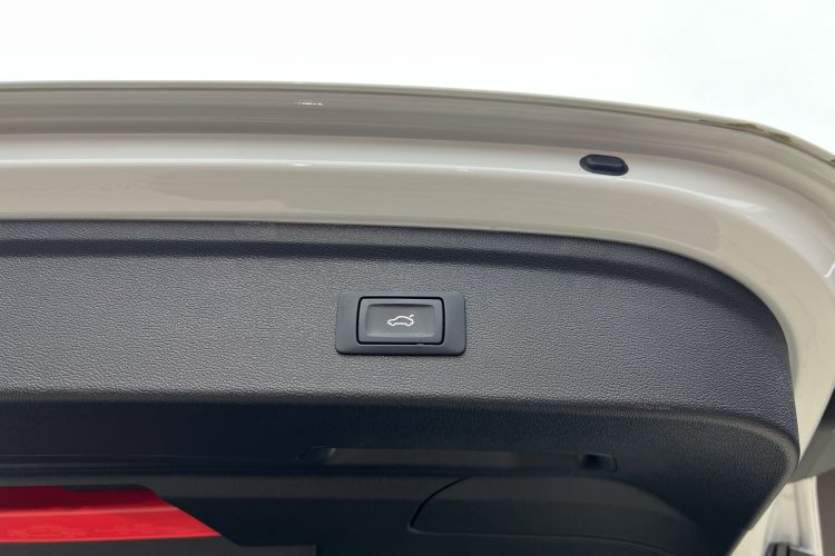 奥迪A3 2024款 Sportback 35 TFSI 豪华运动型中控内饰7013