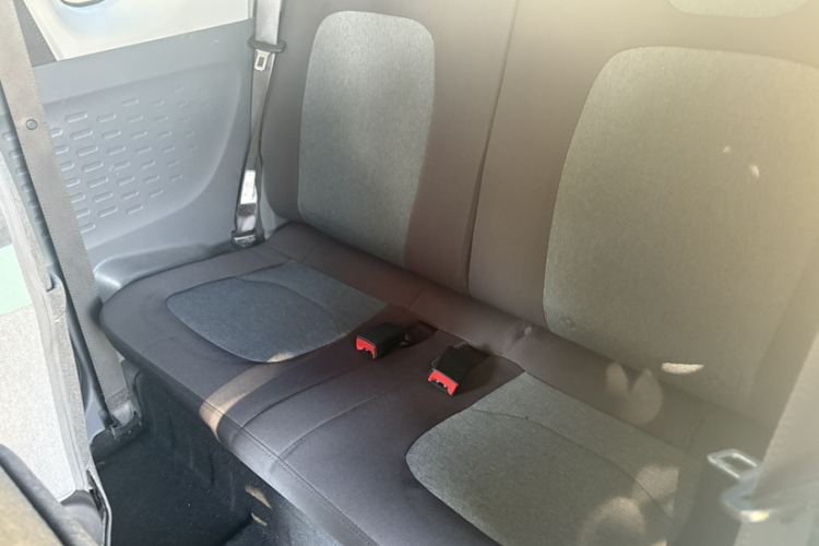 五菱汽车 宏光MINIEV 2022款 马卡龙臻享款 磷酸铁锂中控内饰7003