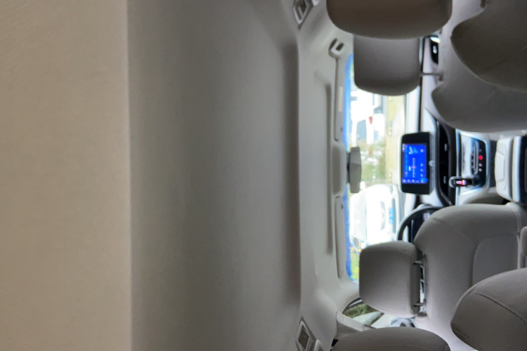 别克GL8 2021款 陆上公务舱 652T 舒适型中控内饰7010