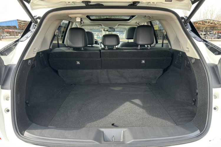 日产 楼兰 2021款 2.5L XL 两驱智联豪华版中控内饰7008