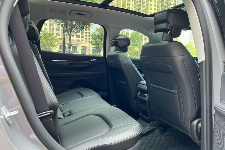 福特 2025款 锐界L 2.0T EcoBoost 两驱七座时尚型中控内饰7002