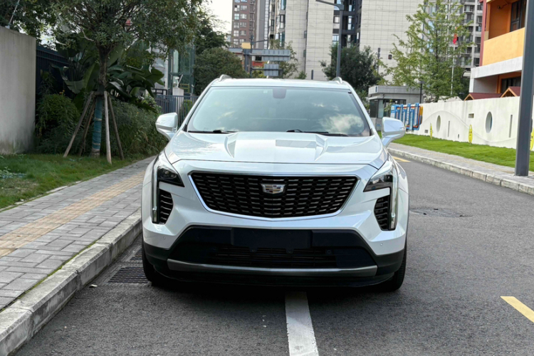凯迪拉克XT4 2018款 28T 两驱领先型车身外观6004