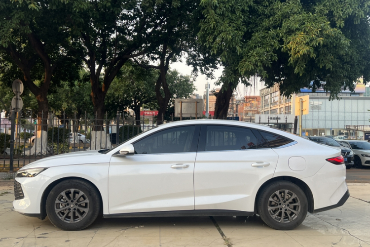 比亚迪 秦L 2024款 DM-i 80KM领先型车身外观6001