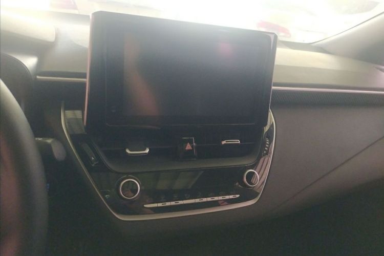 丰田 雷凌 2021款 185T CVT豪华版中控内饰7003