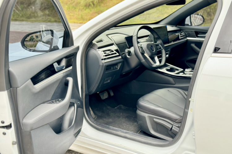 比亚迪 秦PLUS 2023款 EV 510KM 出行版中控内饰7001