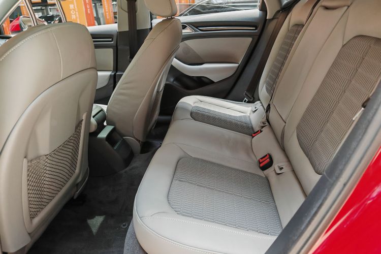 奥迪A3 2019款 Limousine 35 TFSI 时尚型 国VI中控内饰7006