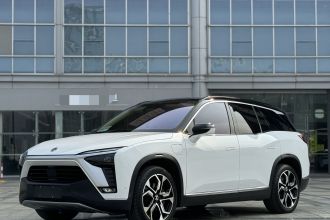 蔚来ES8 2020款 415KM 签名版 六座版