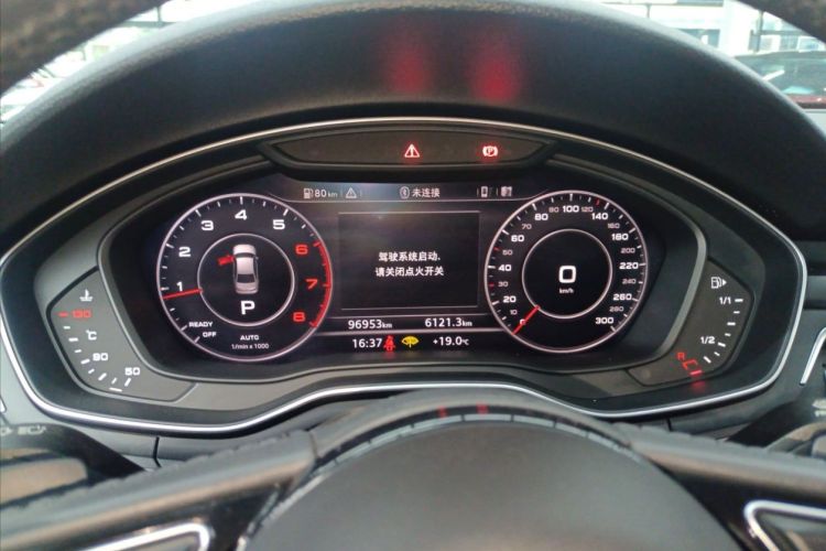 奥迪A4L 2019款 40 TFSI 时尚型 国VI中控内饰15