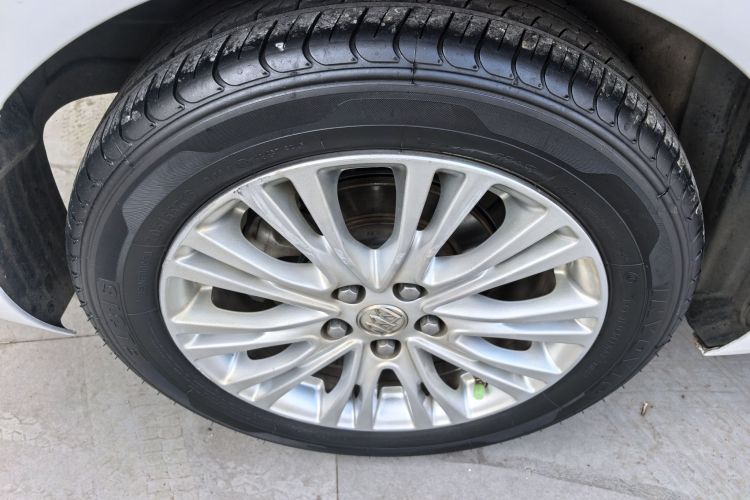 别克 英朗 2016款 15N 自动豪华型车身外观6008