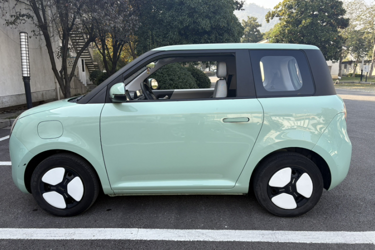 长安启源 长安Lumin 2022款 210km 香甜款车身外观6003