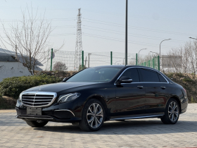 奔驰E级 2020款 E 300 L 运动豪华型