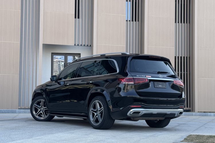 奔驰GLS 2023款 改款 GLS 450 4MATIC 时尚型车身外观6007